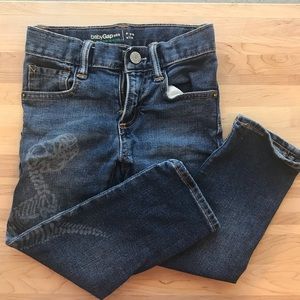Baby gap boys dinosaur slim fit jeans